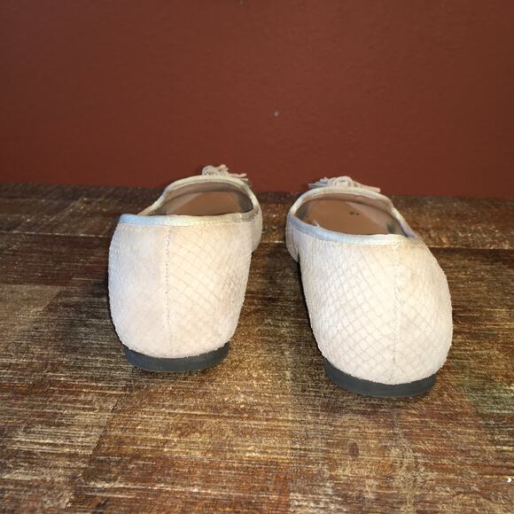 Hush Puppies Sadie Medium Moyen Tassel Ballet Flat Shoe Beige Textured Womens 6 - Picture 4 of 11